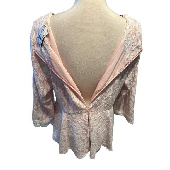 Dainty Jewells Pink Lace Peplum Top With 3/4 Sleeves & Back Zipper Closure XXL - Picture 4 of 6